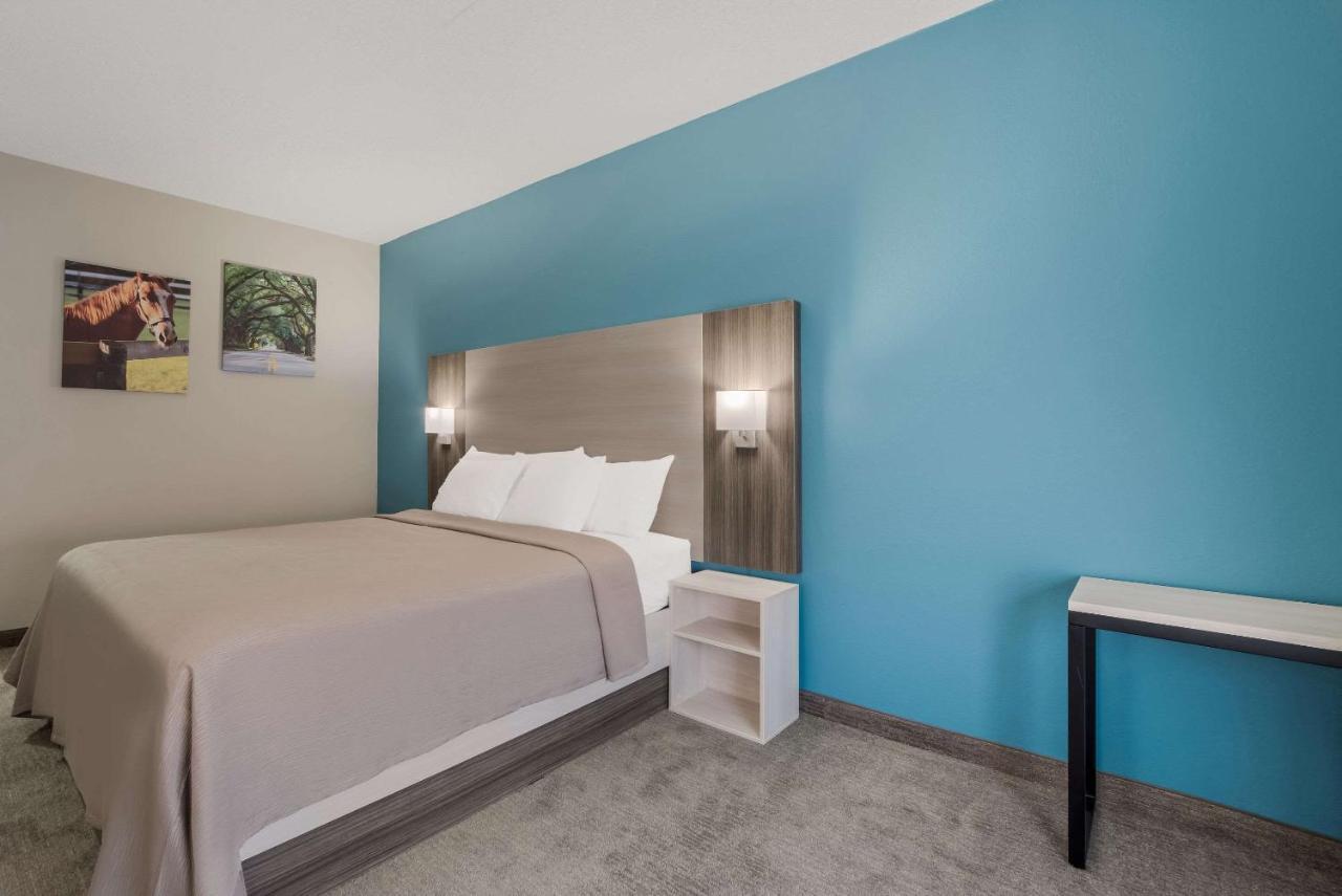 Quality Inn & Suites Aiken Esterno foto