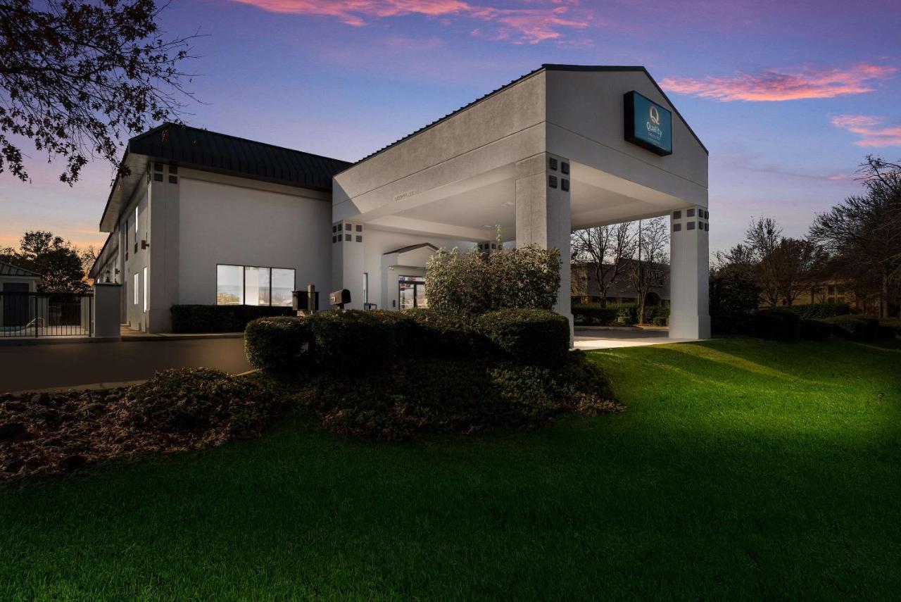 Quality Inn & Suites Aiken Esterno foto